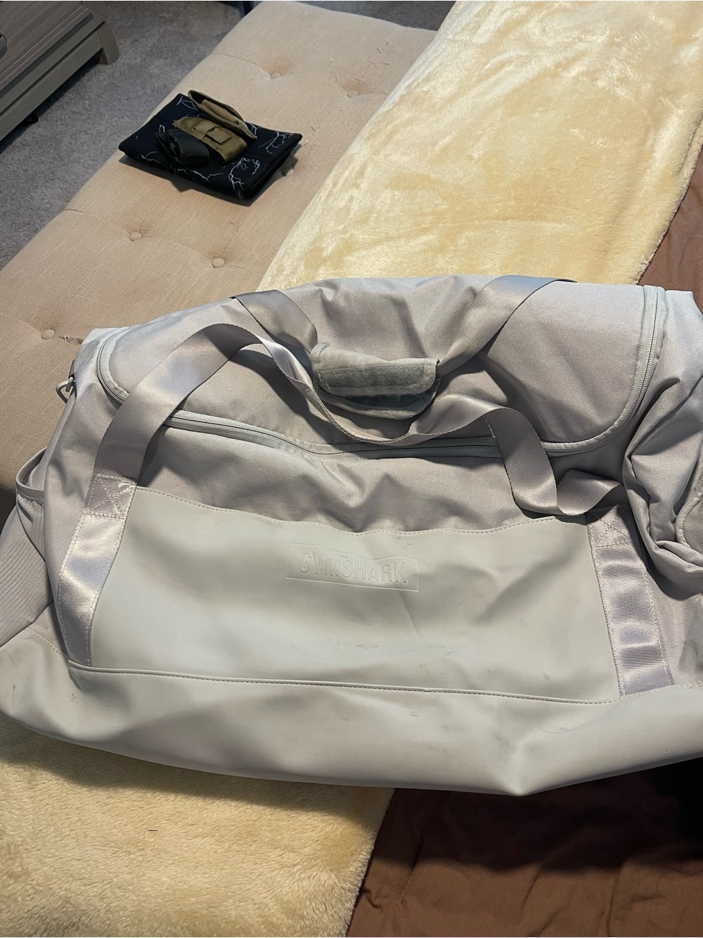 Gymshark Men’s Light Gray Travel Duffel Bag